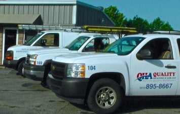 HVAC service vehicles in Murfreesboro